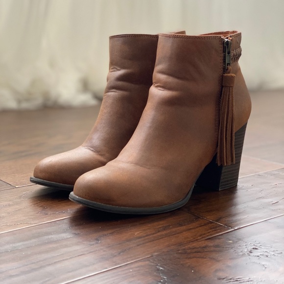 Fall/winter booties - Picture 3 of 5